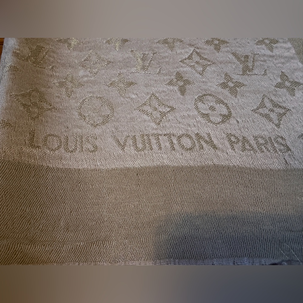 Authentic Louis Vuitton Pink and Gold Chale Monogram Metallic Scarf - Picture 3 of 7